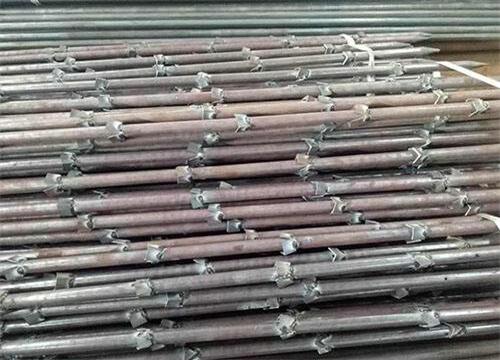 赤坎隧道钢花管